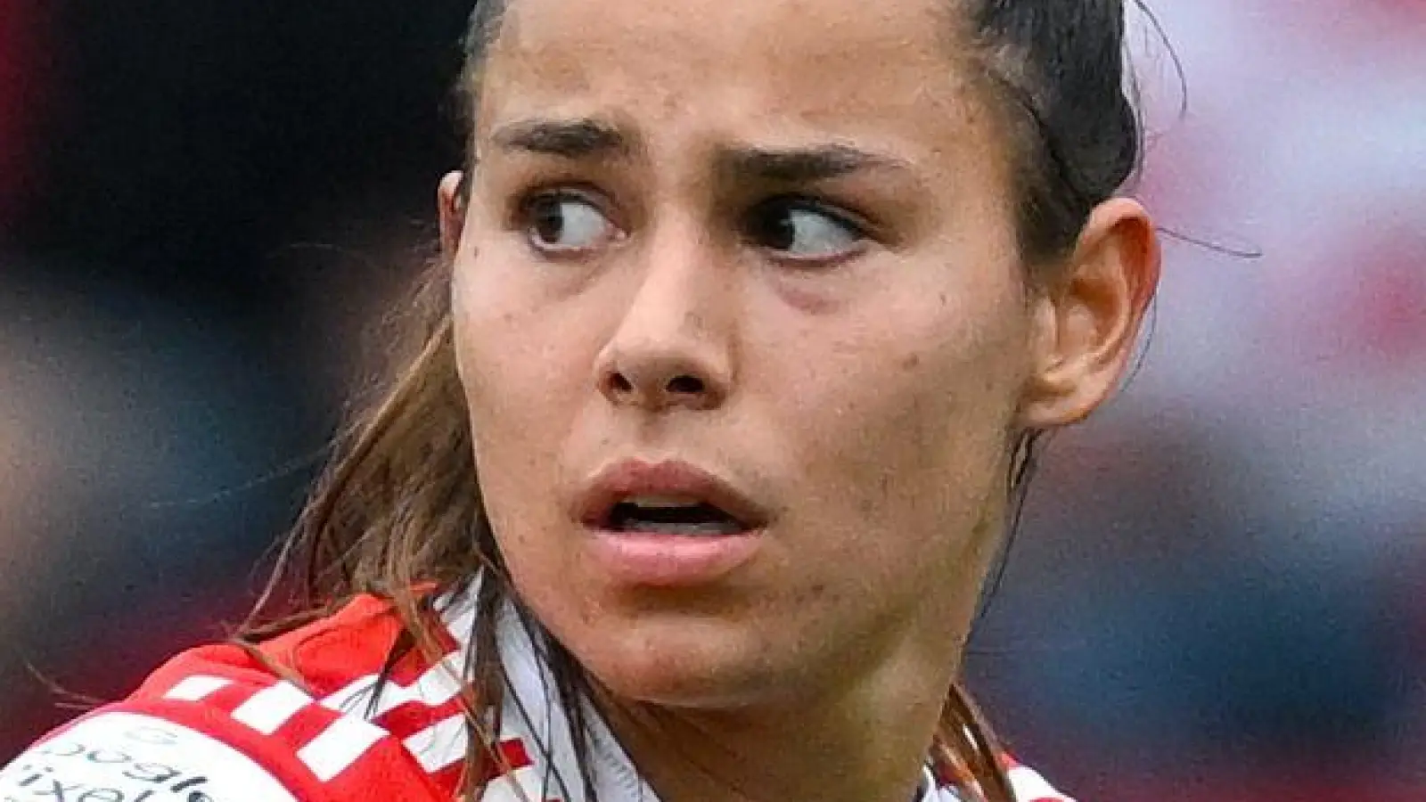 Schon wieder verletzt: Nationalspielerin Lena Oberdorf. (Archivbild) (Foto: Sven Hoppe/dpa)