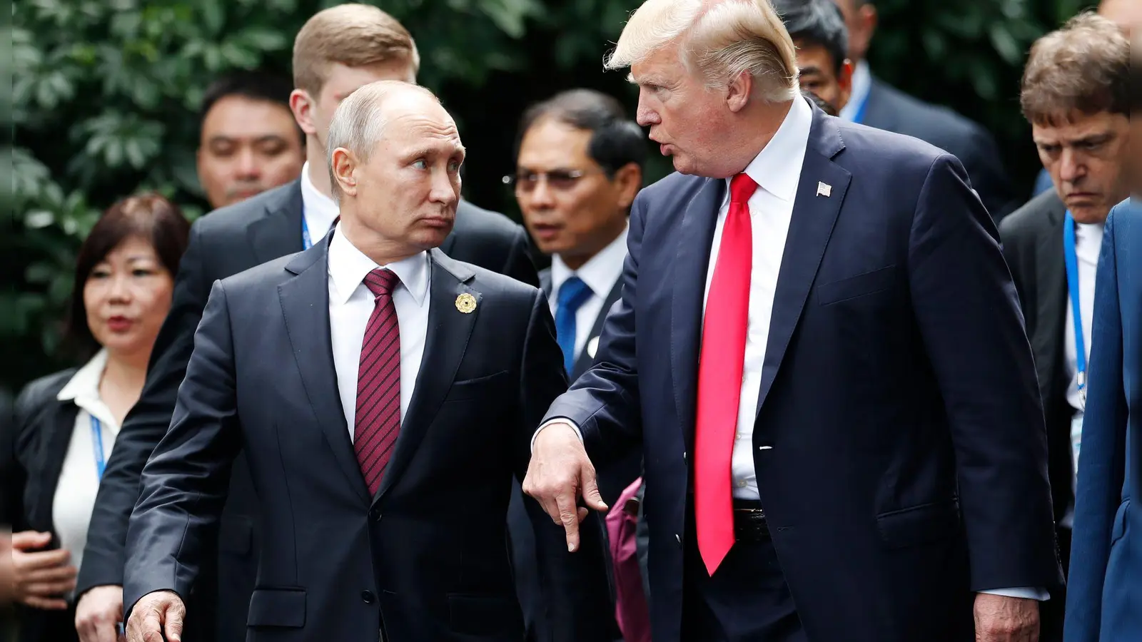 Der russische Präsident Wladimir Putin und US-Präsident Donald Trump wollen bei ihrem Gipfel über den Ukraine-Krieg sprechen. (Archivbild) (Foto: Jorge Silva/Reuters Pool/dpa)