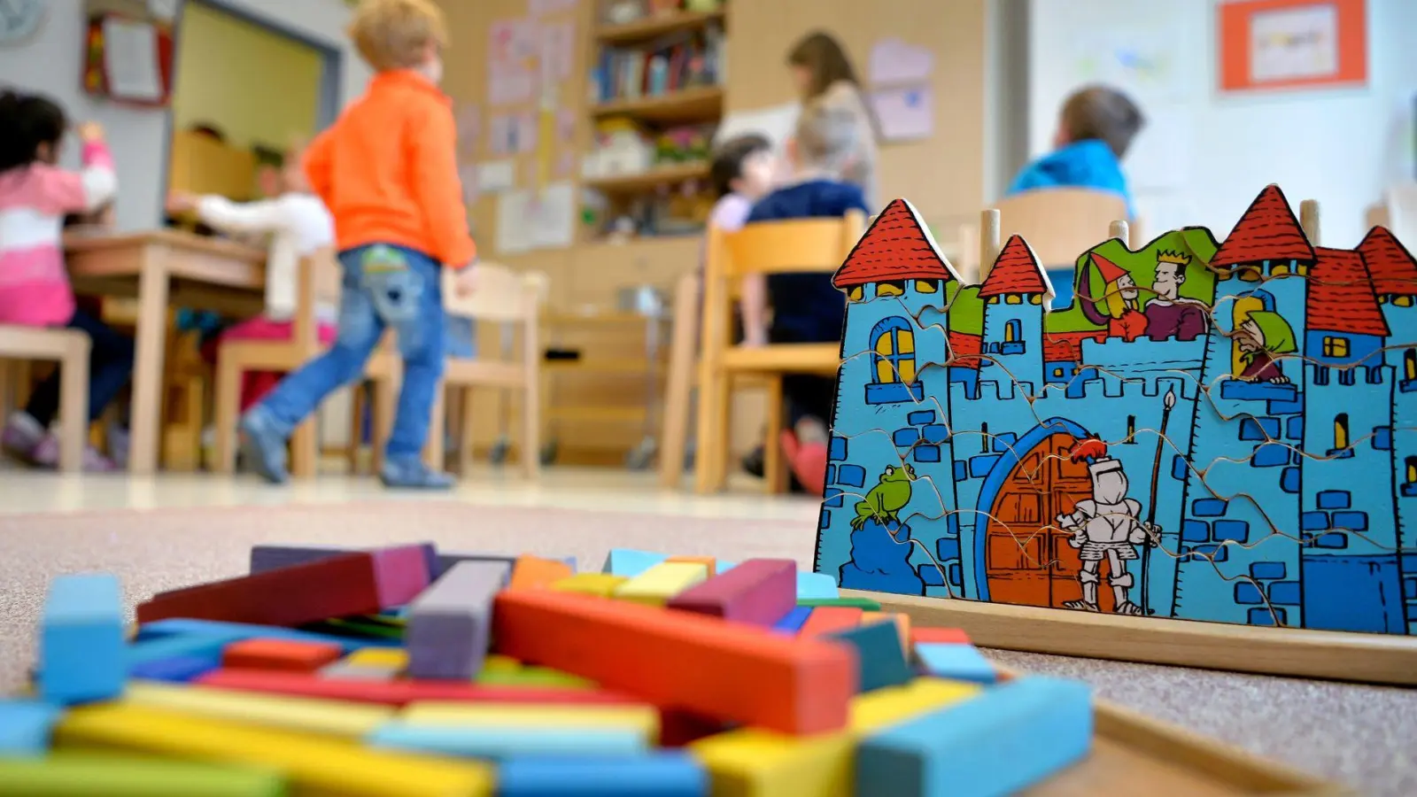 Ein Grund für die hohe Teilzeitquote ist, dass Branchen mit hohem Teilzeitanteil stark gewachsen sind. (Symbolbild) (Foto: Monika Skolimowska/dpa)