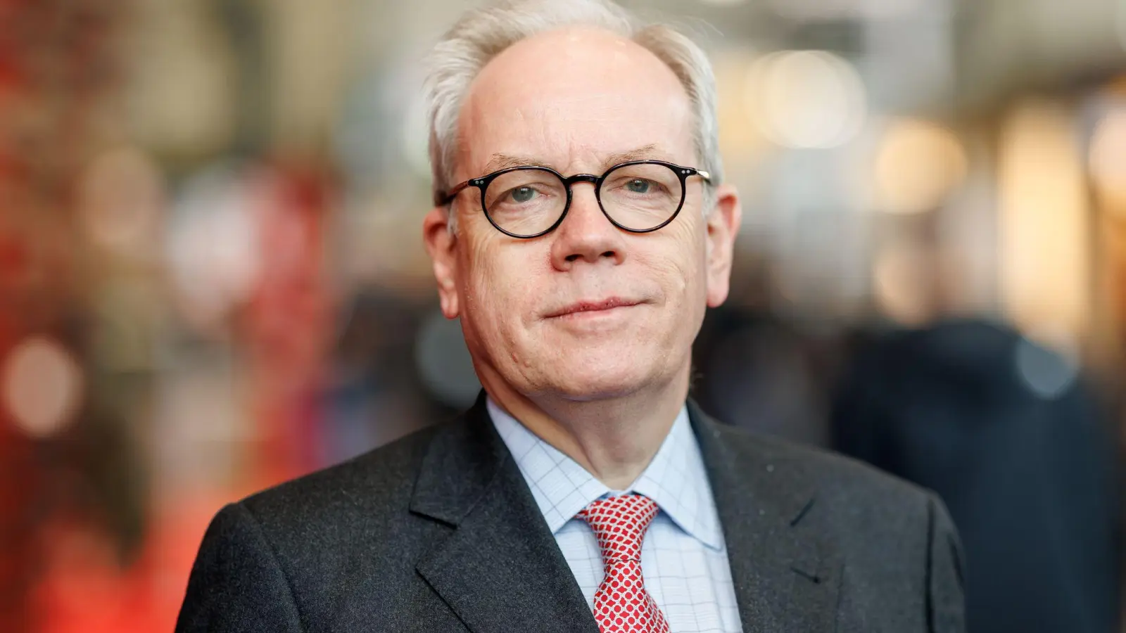 Der Hauptgeschäftsführer des Rüstungsindustrieverbandes BDSV, Hans Christoph Atzpodien, verspürt stark steigendes Interesse an seinem Verband. (Archivbild) (Foto: Daniel Karmann/dpa)