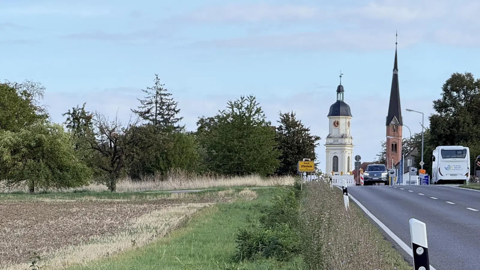 Um diese historisch geplante Blickachse aus der Markgrafenzeit fürchtet die Uffenheimer Bürgerliste, wenn das Lidl-Projekt so umgesetzt werden sollte, wie es aktuell geplant ist. (Foto: Sylvia Fehlinger)
