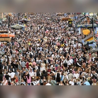 Millionen Besucher zog es auch in diesem Jahr wieder auf die Wiesn. (Archivfoto) (Foto: Felix Hörhager/dpa)