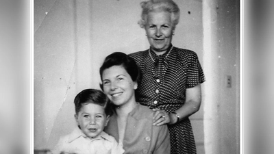 Pieter Kohnstam mit Mutter Ruth und Großmutter Klara. Er überlebte den Holocaust und wird in Feuchtwangen für ein Video-Gespräch zur Verfügung stehen. (Foto: Fränkisches Museum)