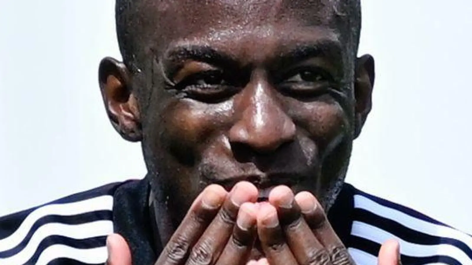 Ein Kandidat für Frankreichs Nationalmannschaft? HSV-Profi Jean-Luc Dompé. (Foto: Uwe Anspach/dpa)