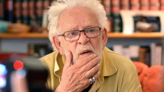 Der Krimiautor Jacques Berndorf ist im Alter von 85 Jahren gestorben. (Foto: picture alliance / dpa)