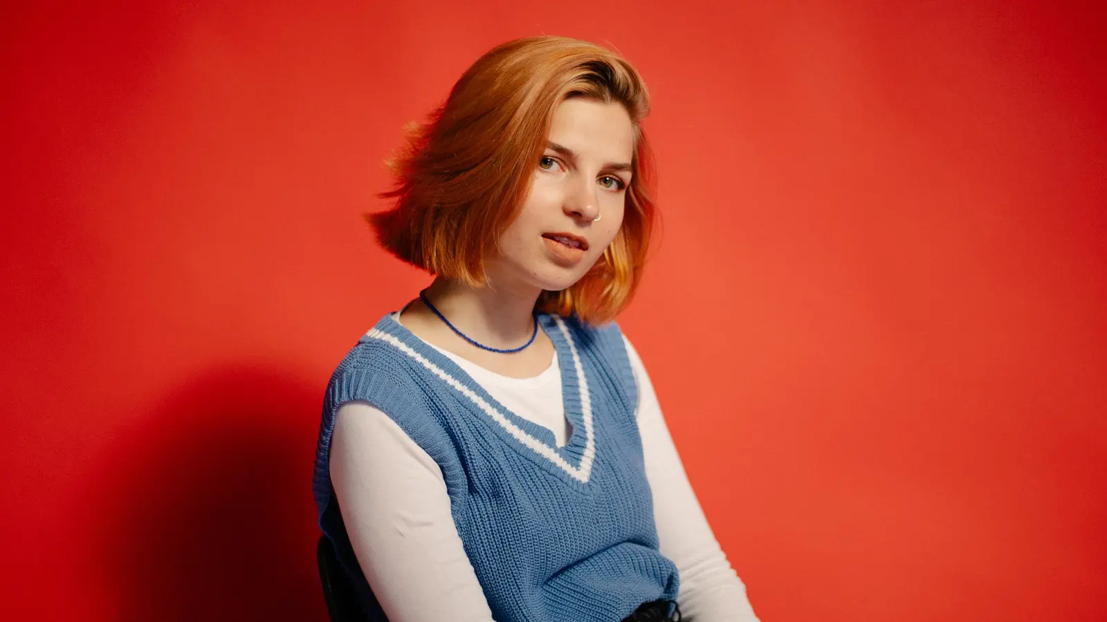 Ivana Schildbach aus Ansbach veröffentlichte ihre erste EP mit fünf Songs rund um das Thema Liebe. (Foto: Daniel Heitmüller)