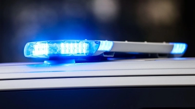 Bei einem Zusammenstoß wischen einem Auto und einer Trambahn wurde niemand verletzt. (Symbolbild) (Foto: Christoph Reichwein/dpa)