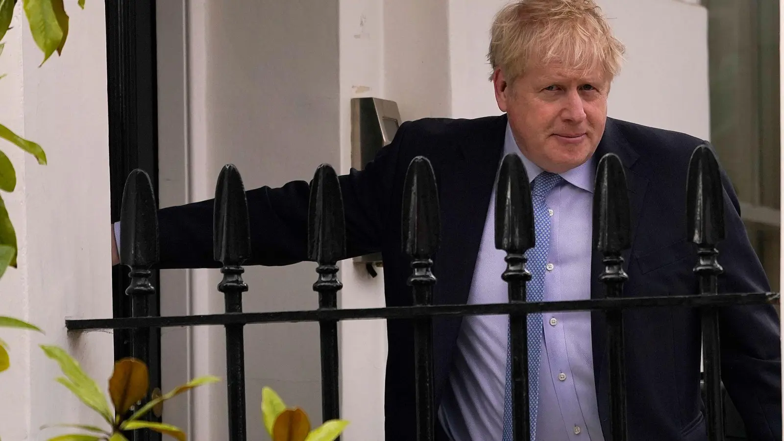 Die Aufarbeitung der Rolle von Ex-Premierminister Boris Johnson in der „Partygate“-Affäre geht weiter. (Foto: Alberto Pezzali/AP/dpa)