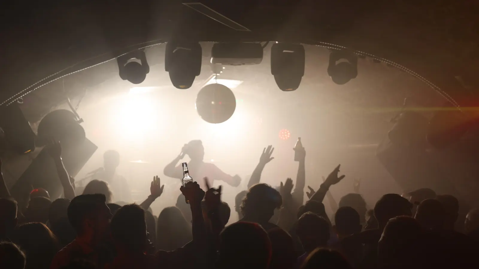 Die Grotte war auch dieses Jahr wieder Anziehungspunkt für die Besuchenden der Kneipenjagd.  (Foto: Zeynel Dönmez)