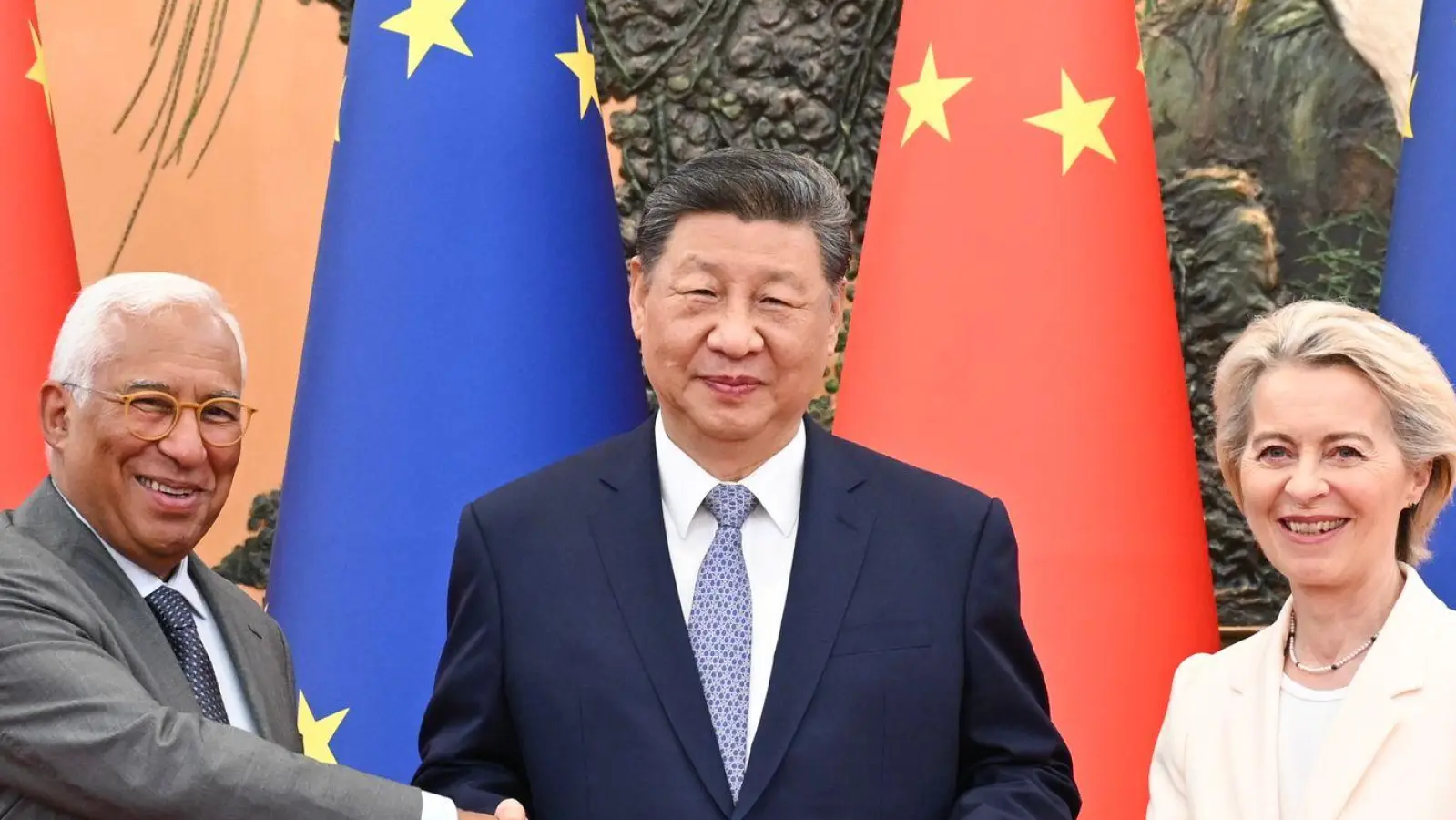 Bei den Gesprächen mit China war Handel ein wichtiges Thema.  (Foto: Xie Huanchi/XinHua/dpa)