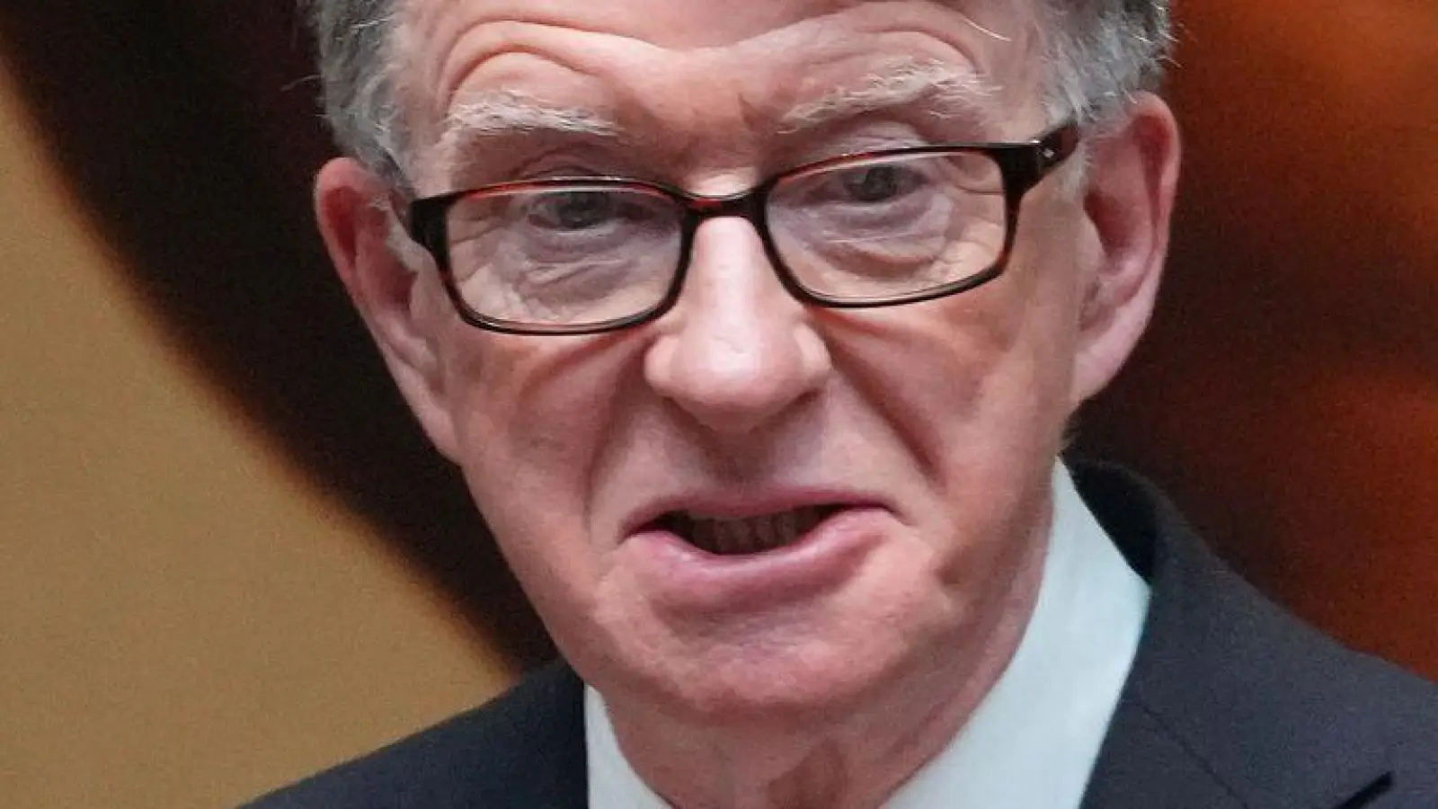 Gegen Peter Mandelson ermittelt die britische Polizei. (Archivbild) (Foto: Kirsty Wigglesworth/AP/dpa)