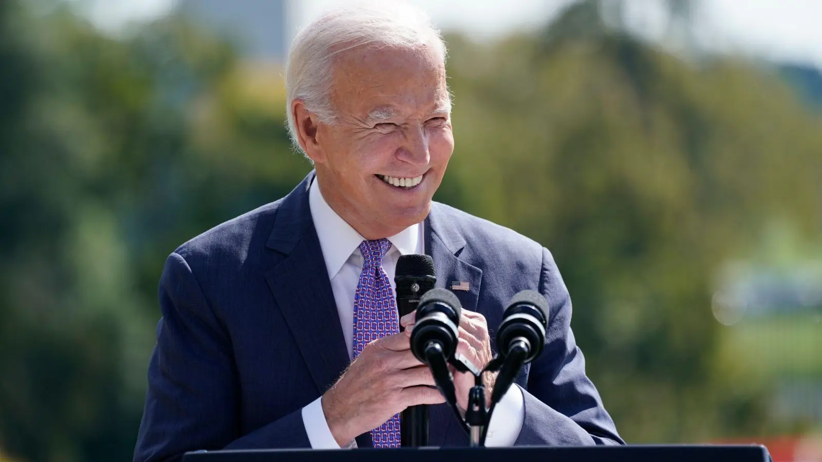 US-Präsident Joe Biden hat eine Telefonkonferenz organisiert. (Foto: Evan Vucci/AP/dpa)