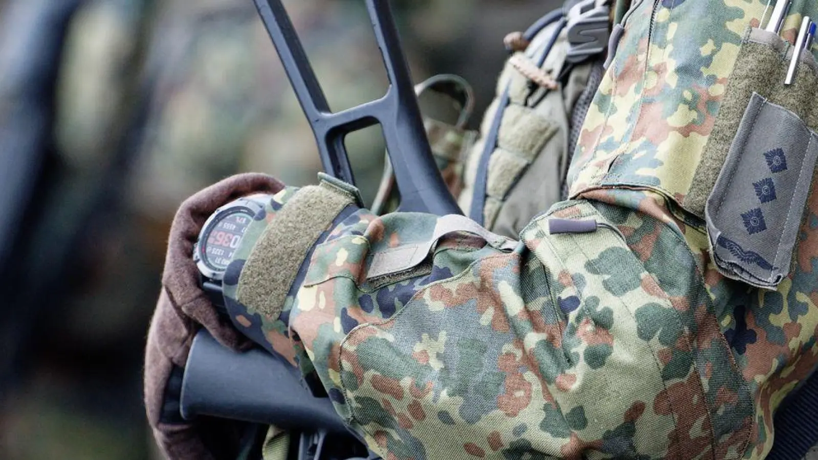 Die Einstellungs-Zahlen bei der Bundeswehr steigen. (Archivbild) (Foto: Henning Kaiser/dpa)