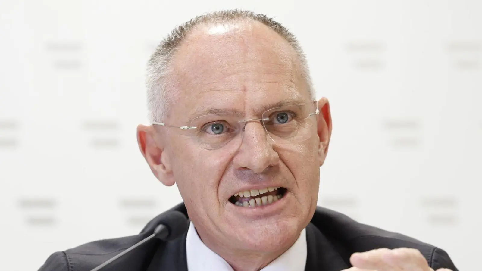 Österreichs Innenminister spricht von einem wichtigen Signal. (Archivbild) (Foto: Erwin Scheriau/APA/dpa)