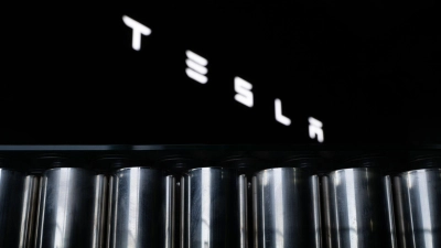 Der US-Elektroautobauer will Voraussetzungen für eine Produktion von Batteriezellen in Grünheide bei Berlin schaffen.  (Foto: Sebastian Gollnow/dpa)