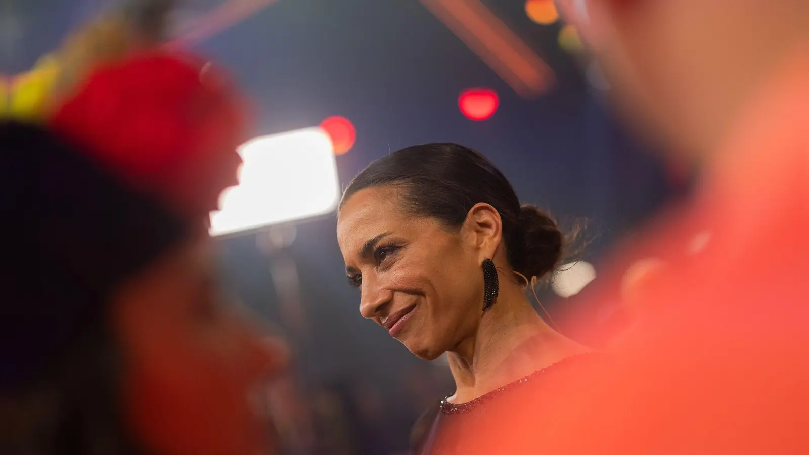 Nadja Benaissa holte in der achten Show von Let's Dance noch einmal die Höchstpunktzahl. (Foto: Rolf Vennenbernd/dpa)