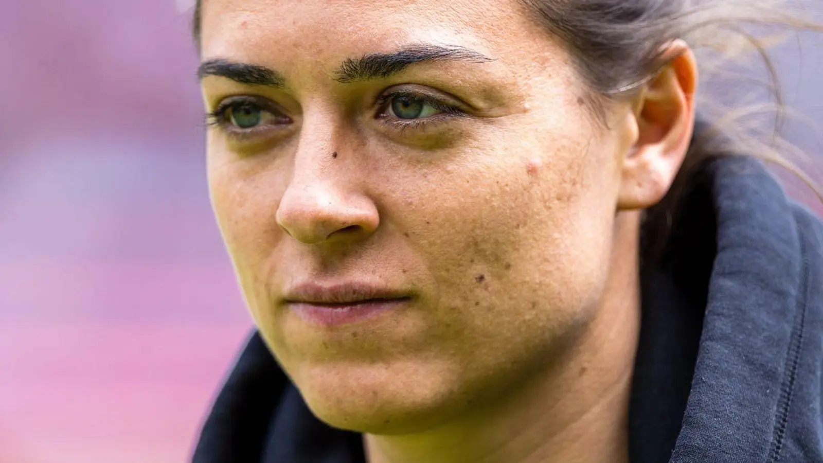 Sabrina Wittmann hält viel von Marie-Louise Eta. (Archivbild) (Foto: Frank Hammerschmidt/dpa)