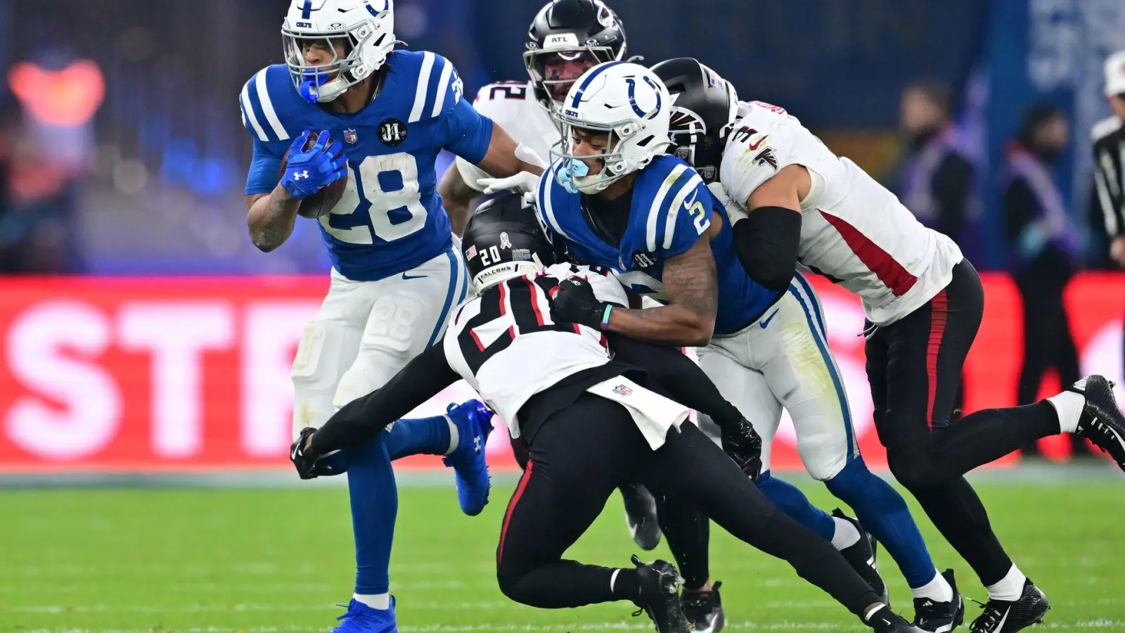 Dank Running Back Jonathan Taylor liegen die Colts auf Playoff-Kurs.  (Foto: Sebastian Christoph Gollnow/dpa)