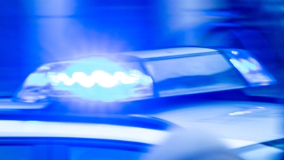 Bei den Durchsuchungen sind Beamte des Bundeskriminalamtes sowie Polizeikräfte der Länder Baden-Württemberg, Brandenburg und Hessen im Einsatz. (Symbolbild) (Foto: Jens Büttner/dpa)