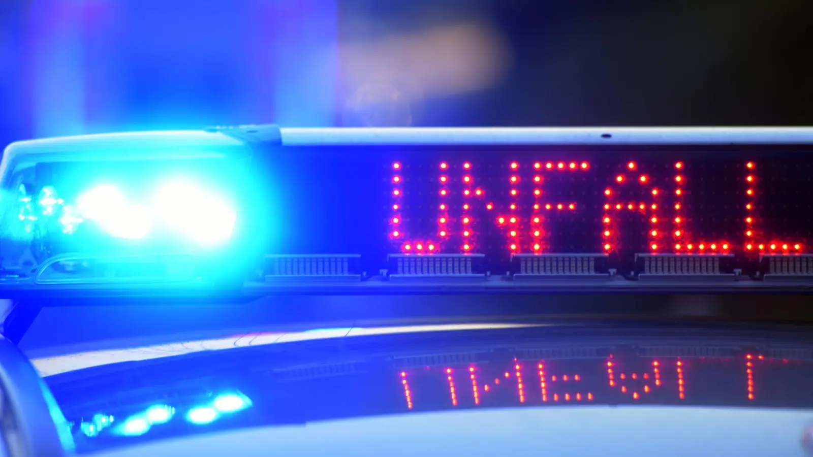 Der Mann starb noch an der Unfallstelle. (Symbolbild) (Foto: Stefan Puchner/dpa)