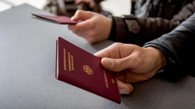 Werden Touristen bei der Einreise in die USA bald zur Offenlegung ihrer Social-Media-Konten verpflichtet? Das schlägt zumindest die US-Grenzschutzbehörde CBP vor. (Foto: Christin Klose/dpa-tmn)