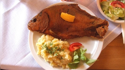 Karpfen gehört zu den beliebten Klassikern der fränkischen Küche. (Foto: Christian Treffer)