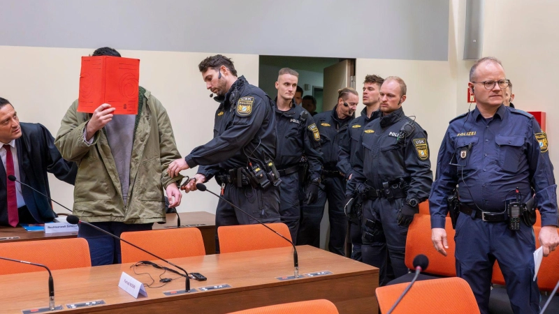 Der Prozess wegen des tödlichen Auto-Anschlages auf eine Demonstration neigt sich seinem Ende zu. (Archivbild) (Foto: Peter Kneffel/dpa)