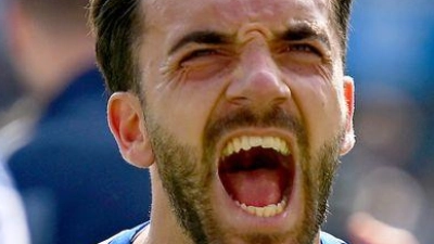 Der FC Schalke 04 steht kurz vor dem Aufstieg. (Archivbild) (Foto: Swen Pförtner/dpa)