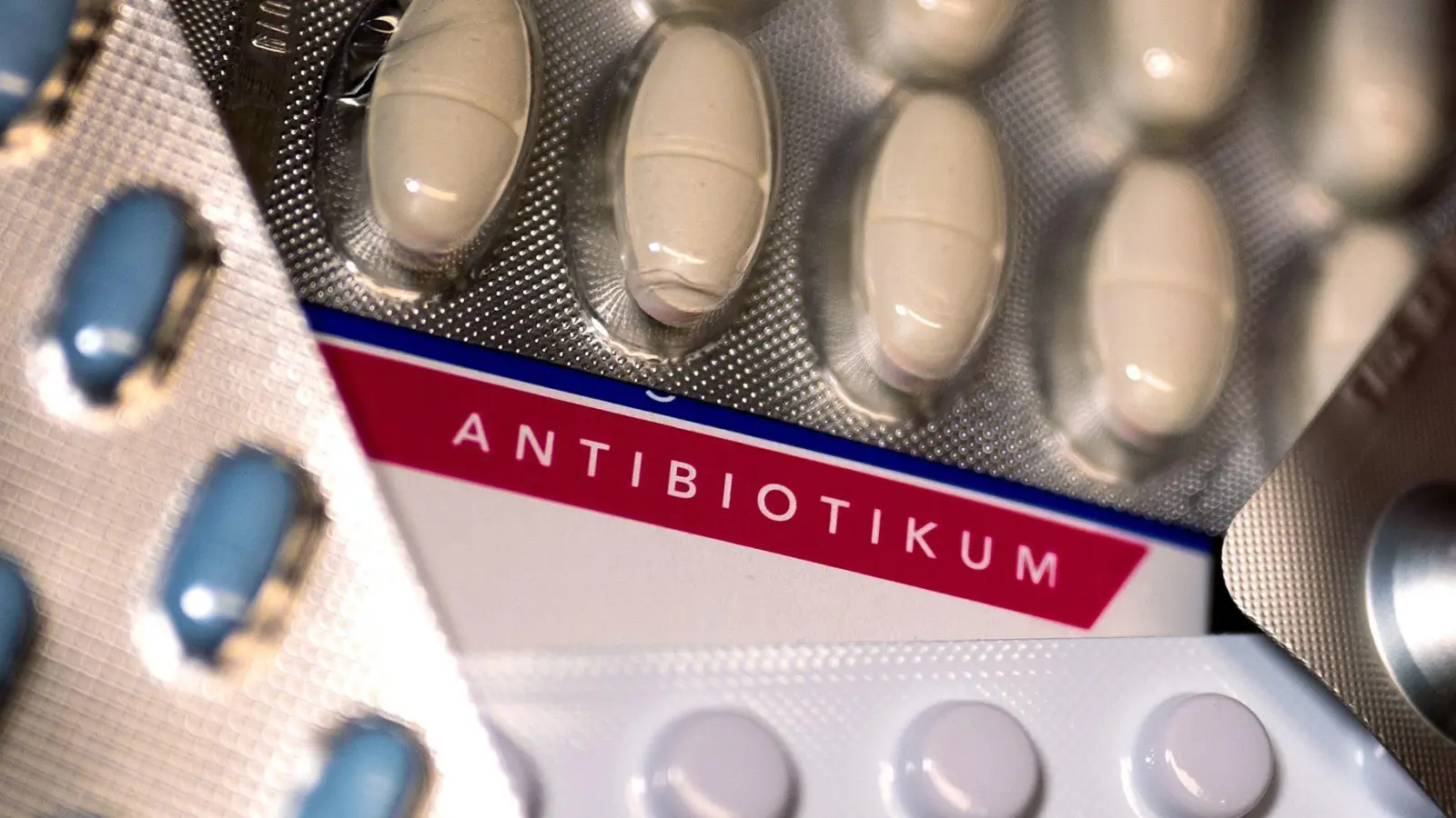 Die Resistenz von Bakterien gegen Antibiotika nimmt stark zu (Symbolbild) (Foto: Monika Skolimowska/dpa)