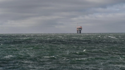 Das Bundesamt für Seeschifffahrt und Hydrographie (BSH) verzeichnete im Frühjahr außergewöhnlich hohe Wassertemperaturen in Nordsee und Ostsee (Archivbild). (Foto: Lars Penning/dpa)