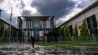 Sechs Stunden berieten die Koalitionsspitzen am Dienstagabend. (Foto: Michael Kappeler/dpa)