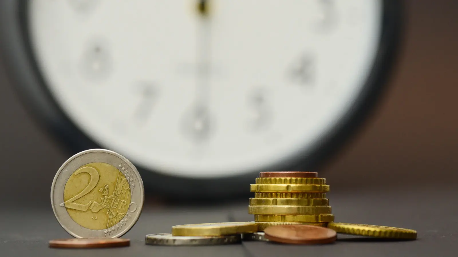 Die Uhr tickt ... für die Gemeinde Lichtenau ist es höchste Zeit, sich ein Sparkonzept zu überlegen. (Foto: Irmeli Pohl)