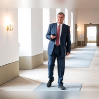 Markus Söder präsentiert Pläne und Forderungen für München und Berlin. (Foto: Daniel Vogl/dpa)