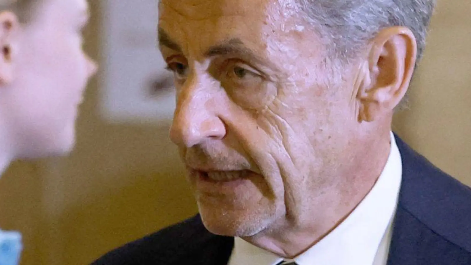 Die Verteidigung fordert auch in Berufung einen Freispruch für Sarkozy. (Foto: Simon Wohlfahrt/AFP/dpa)