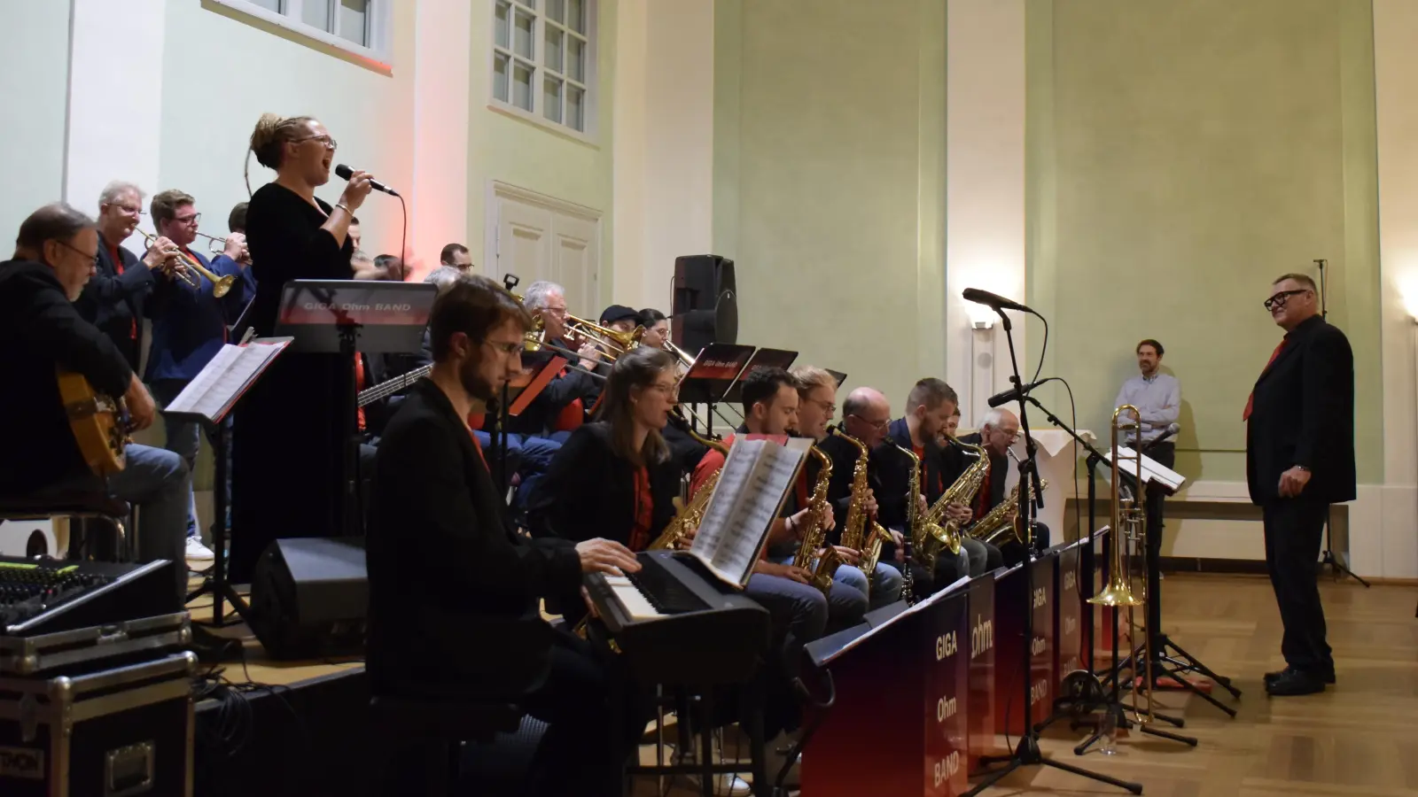 Mit der Giga Ohm Band ist das Jazzarise Festival am Freitag in der Orangerie in Ansbach abgeschlossen worden. (Foto: Christina Özbek)