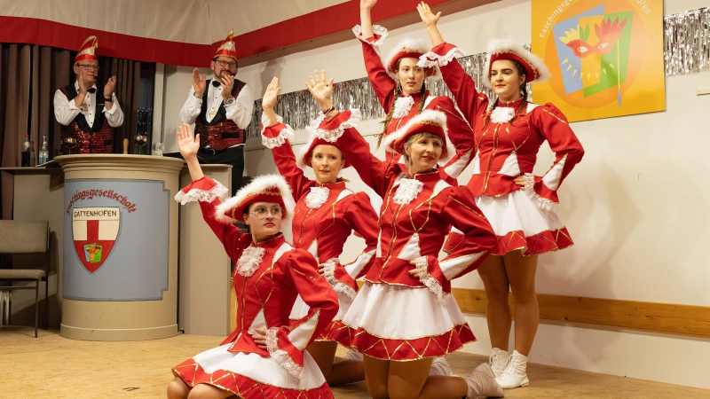 Die Garde begeisterte das Gattenhöfer Publikum. (Foto: Matthias Schmid)