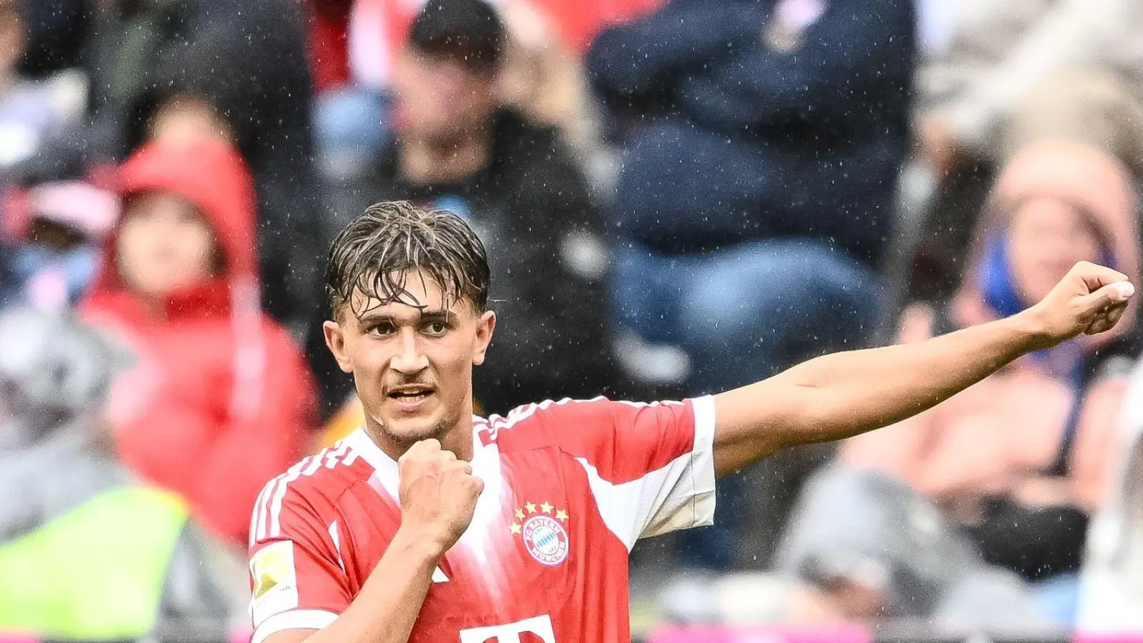 Tom Bischof war im Sommer zum FC Bayern gekommen. (Foto: Harry Langer/dpa)