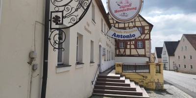 Mit dem Brauereiprojekt hatte die Stadt Merkendorf Großes vor. Wie es weitergeht, ist derzeit noch völlig offen. Auf jeden Fall will der Stadtrat weiter planen und das Vorhaben nicht einfach zu den Akten legen. (Foto: Robert Maurer)