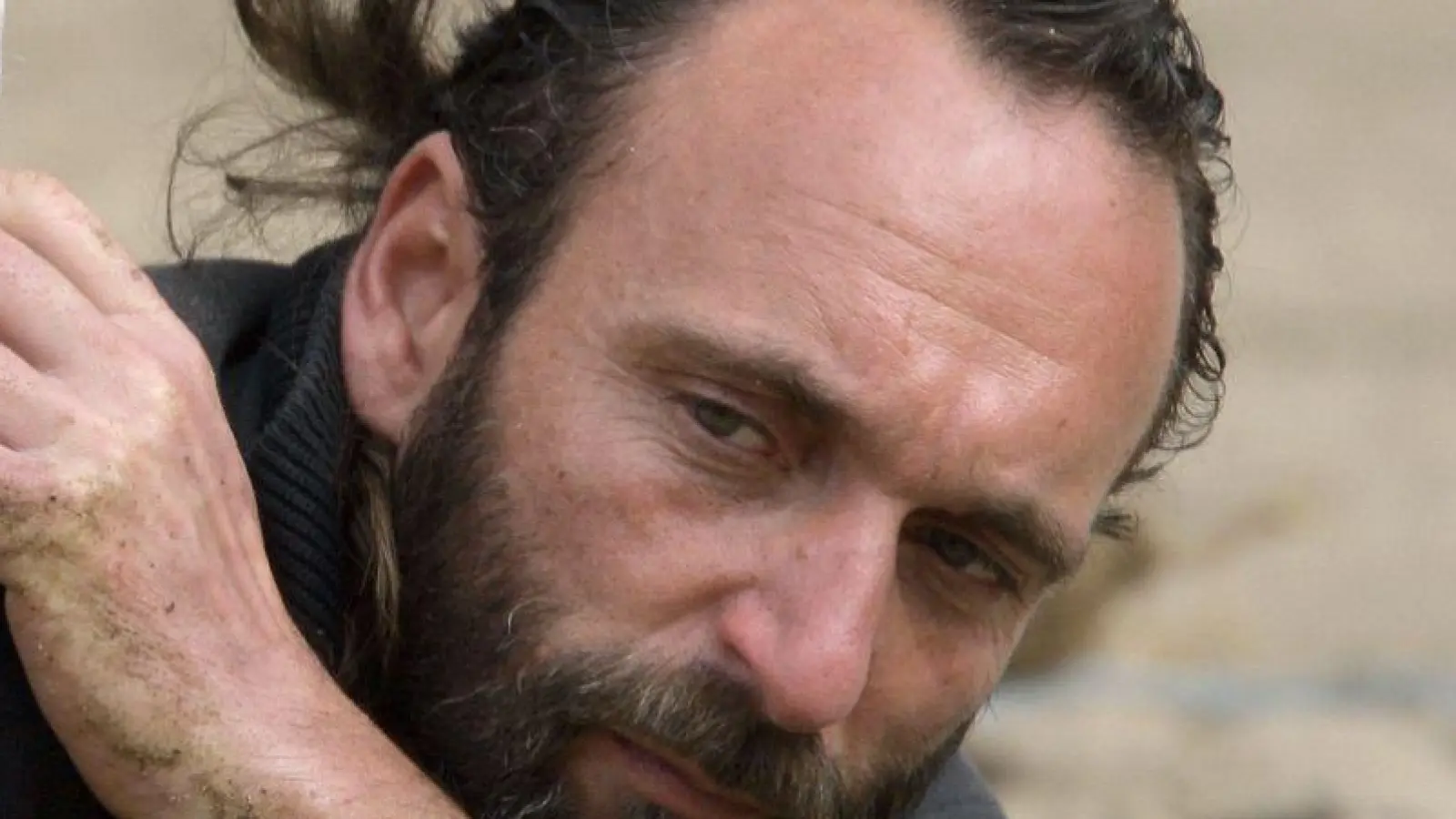 Eisbar Knuts besondere Geschichte verzückte viele: Er wurde von seinen Pfleger Thomas Dörflein aufgezogen. (Archivbild) (Foto: picture alliance / dpa)