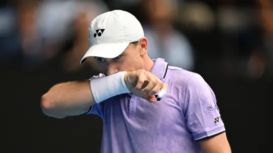 Der Norweger Casper Ruud ist bei den Australian Open ausgeschieden. (Foto: Lukas Coch/AAP/dpa)