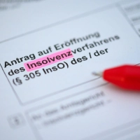 Der Klebebandhersteller Monta hat ein Insolvenzverfahren in Eigenverwaltung beantragt. (Symbolbild) (Foto: Jonas Walzberg/dpa)