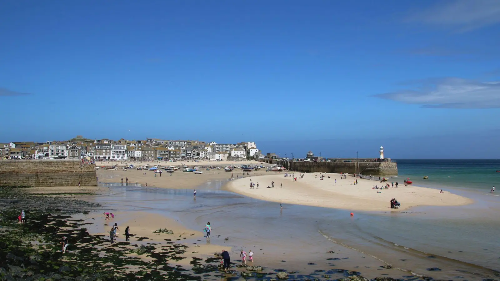 Urlaub in Cornwall geplant? Um Preiswucher bei der ETA zu vermeiden, sollten Sie für den Antrag nur die offiziellen Kanäle der britischen Regierung nutzen. (Foto: Hilke Segbers/dpa-tmn)