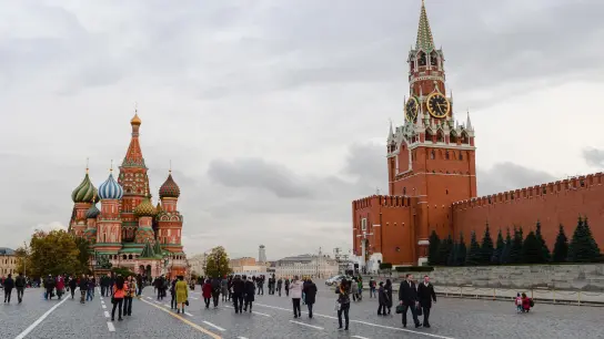 Blick auf den Roten Platz und den Kreml in Moskau. (Foto: Jens Kalaene/dpa-Zentralbild/dpa)
