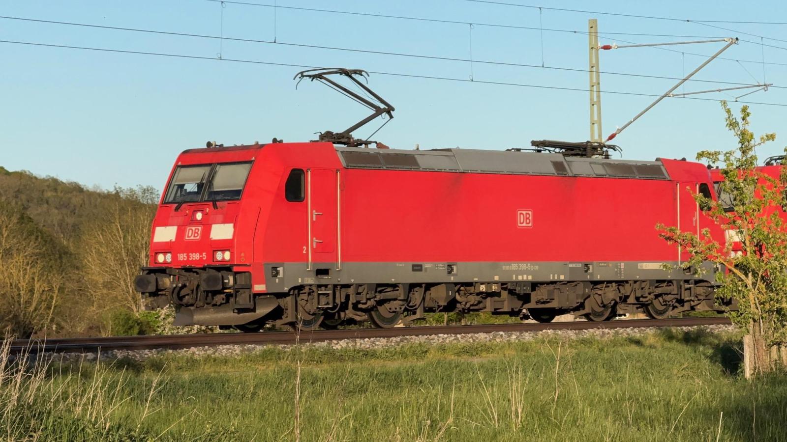 Freight train accident near Heglau: Police are looking for the ...