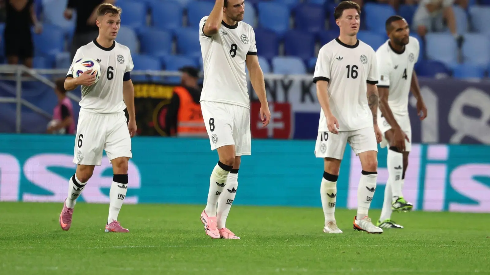 Den Auftakt in der WM-Qualifikation hatten sich Joshua Kimmich und Co. anders vorgestellt. (Foto: Christian Charisius/dpa)