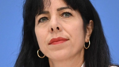 Könnte Berlins neue Regierende Bürgermeisterin werden: Elif Eralp.  (Foto: Britta Pedersen/dpa)