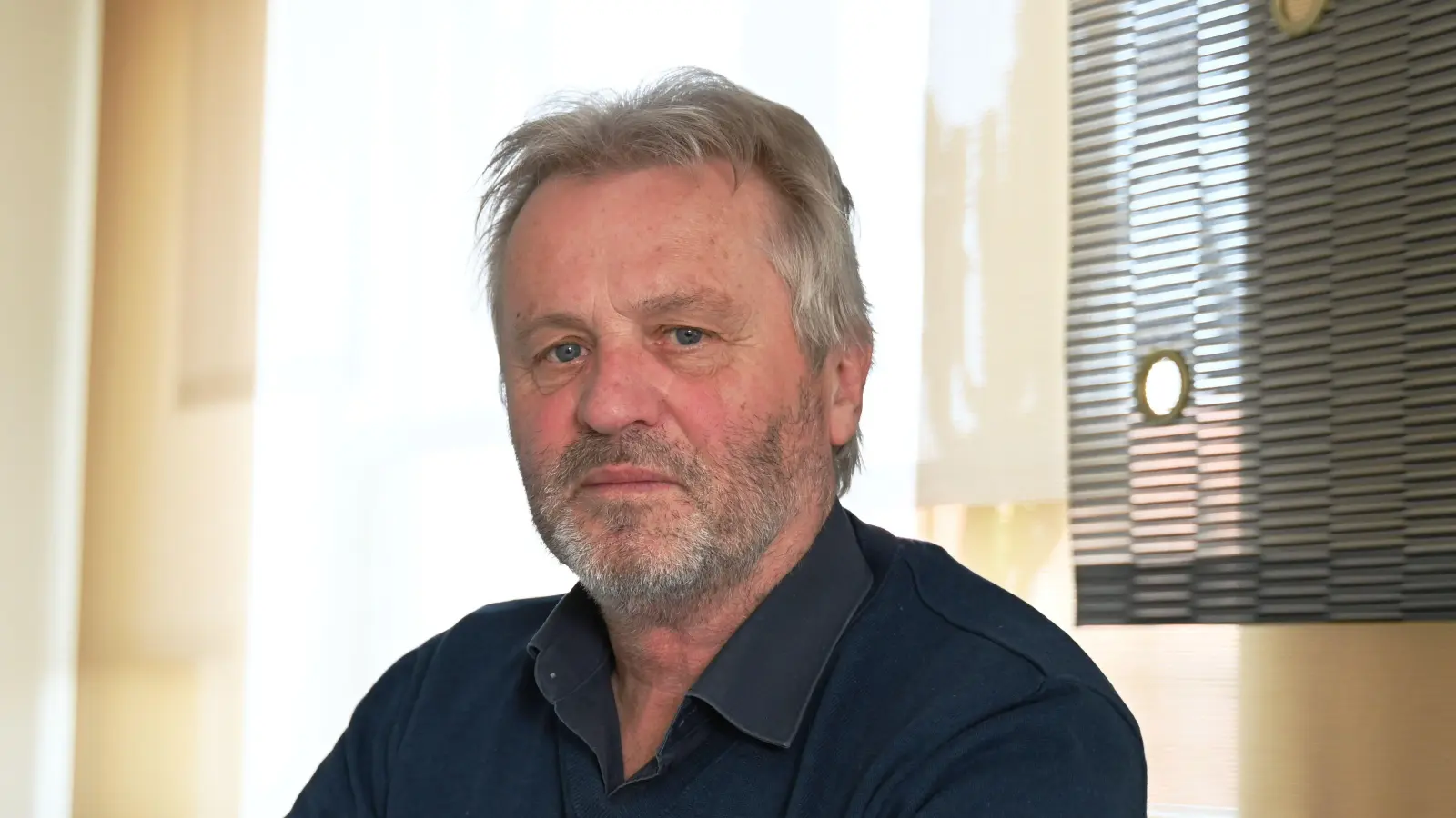 Für Herbert Albrecht ist seine Zeit als Bürgermeister von Petersaurach bald vorbei. Bei seinem letzten Jahresrückblick bedankte er sich noch einmal.  (Foto: Luca Paul)