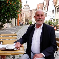 In der Galgengasse fühlt er sich nach wie vor zuhause: Peter Schaumann. (Foto: Simone Hedler)