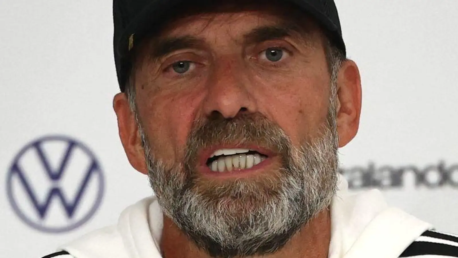 Jürgen Klopp möchte gegen Griechenland die Niederlage von Augsburg vergessen machen.  (Foto: Christian Charisius/dpa)