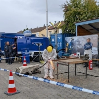 Bei der Verwendung des Brennschneiders mit Acetylen-Sauerstoff entstehen Temperaturen bis 3600 Grad. (Foto: Friedrich Zinnecker)